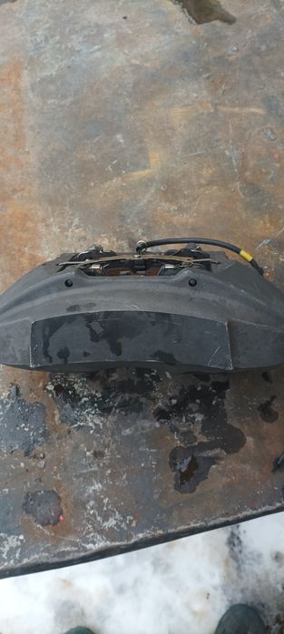 Супорт для авто Lexus