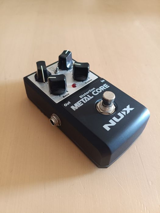 Efekt gitarowy NUX Metal Core