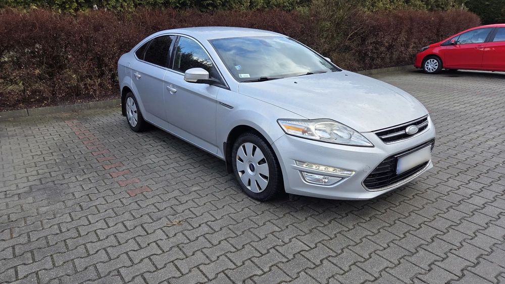 Ford Mondeo Drugi właściciel • Faktura z działalności • Bezwypadkowy