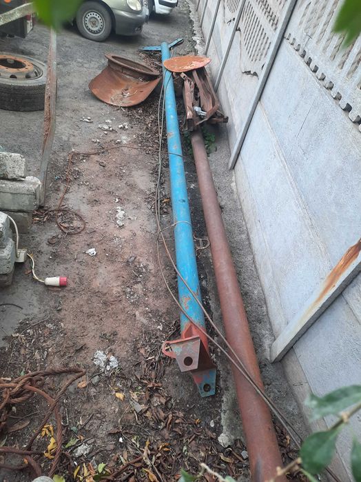 Кран Піонер на поворотній платформі