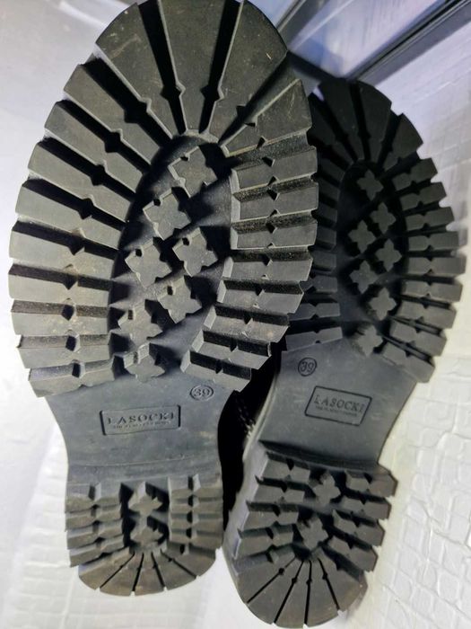 Buty damskie Lasocki R. 39