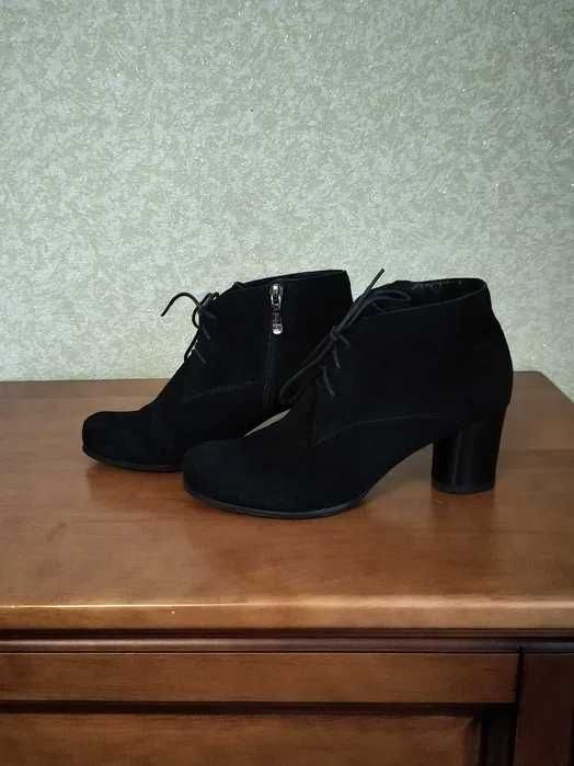 Черевики Respect