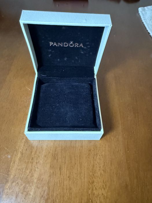 Коробка пандора для браслета