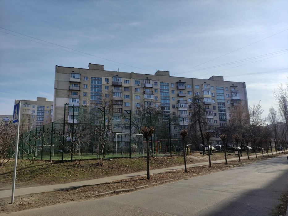 Солом’янка, Чоколівка,  Антонова 11  (Севастопільська пл. Космонавтів). - Ansicht 2