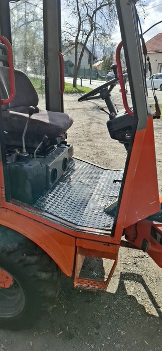 Ładowarka atlas 32e 2,4t  00rok lyzka widły transport