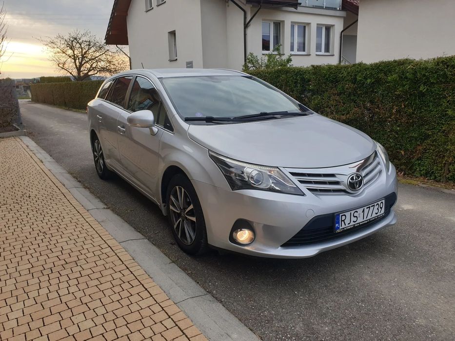 Toyota Avensis Toyota Avensis*automat*zadbana!!!