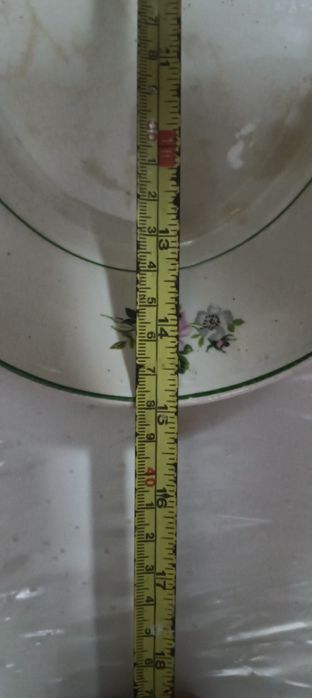 prato oval em cerâmica.