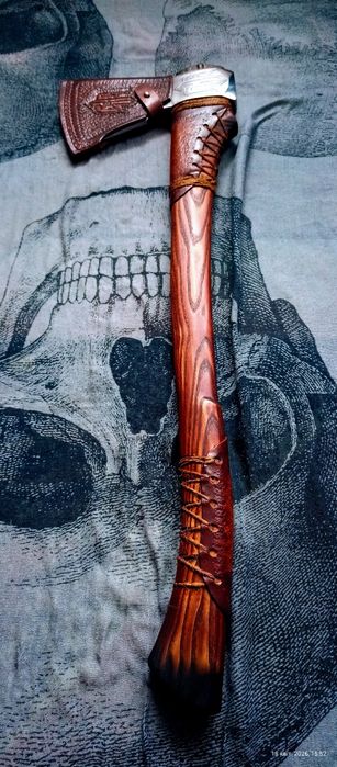 Ексклюзивна сокира ручної роботи