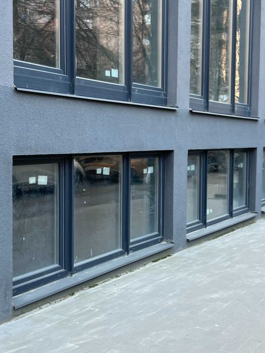 Комерційне приміщення під бізнес. Центр, поряд школа. Оренда/продаж