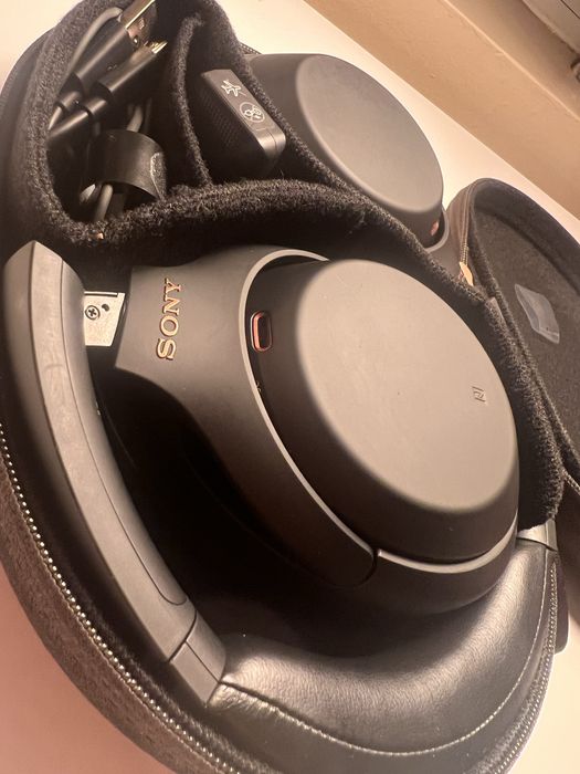 Auscultadores Sony WH-1000XM4 com Cancelamento de Ruído – Ótimo Estado