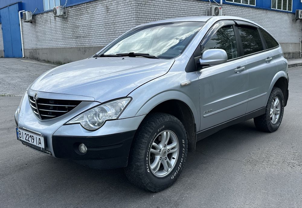 Продам Ssang Yong Actyon 2.3 газ/бензин автомат 2007