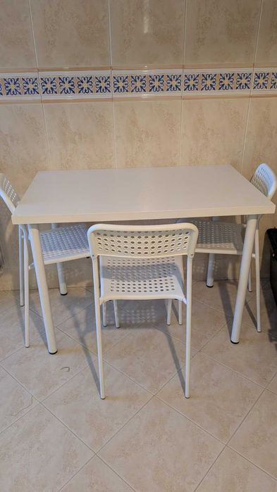 Mesa Cozinha com 3 Cadeiras