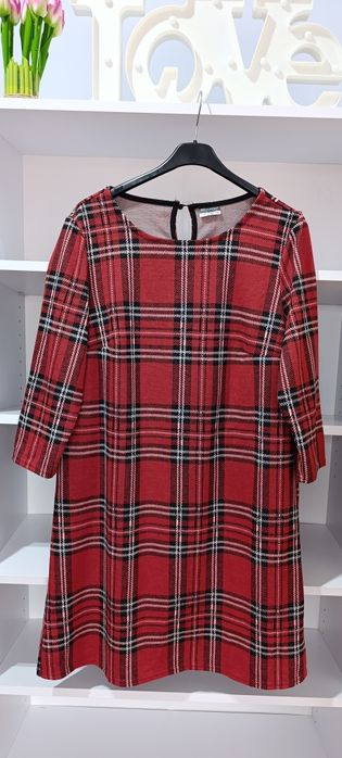 Czerwona świąteczna sukienka w kratkę rozmiar XL
