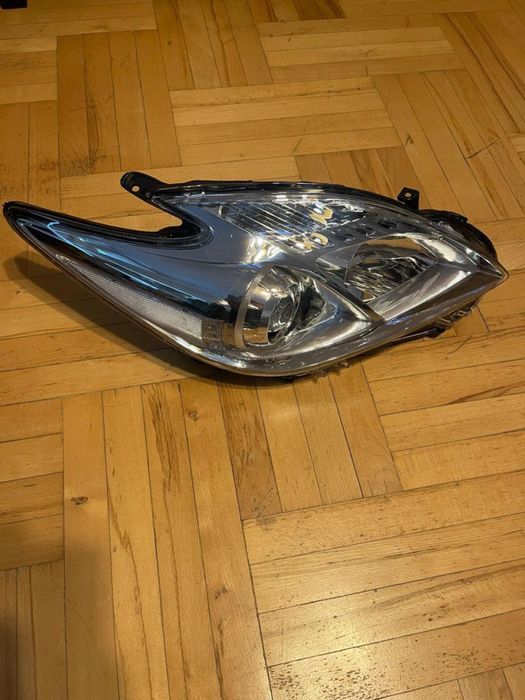 Komplet nowych lamp Prius 3  2009 do 2015