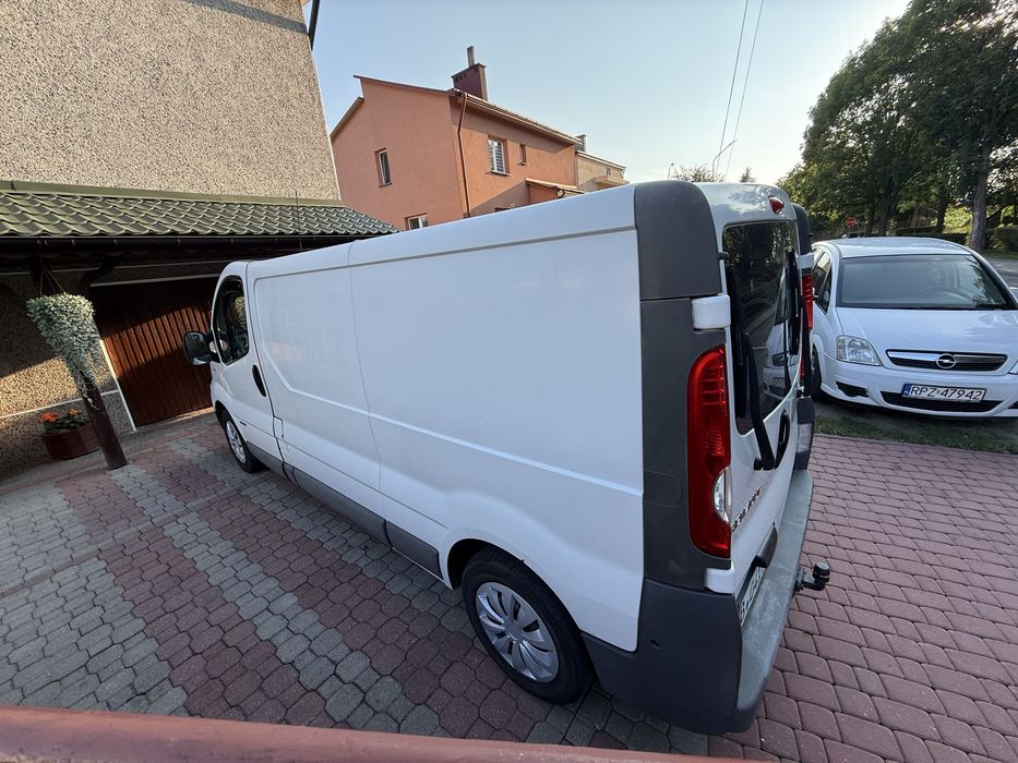 Renault trafic long 2.0 115km