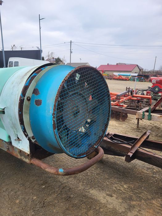 Opryskiwacz sadowniczy 1500 l