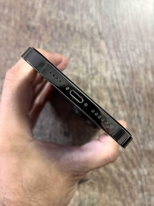 iPhone 13 Pro Max 256GB Graphite Neverlock отличное состояние 100% АКБ!