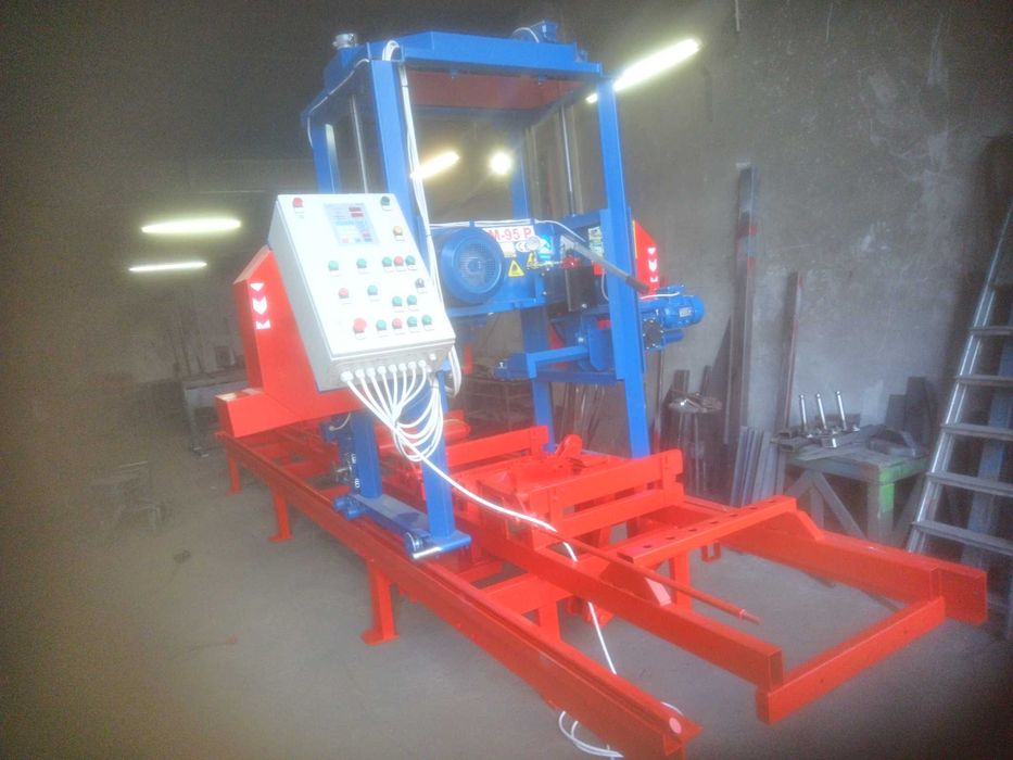 trak taśmowy z hydrauliką