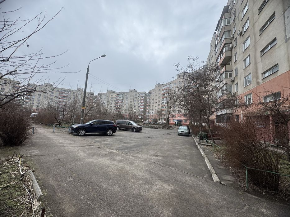 Продаж квартири 1Південний мкр-н (4поверх)