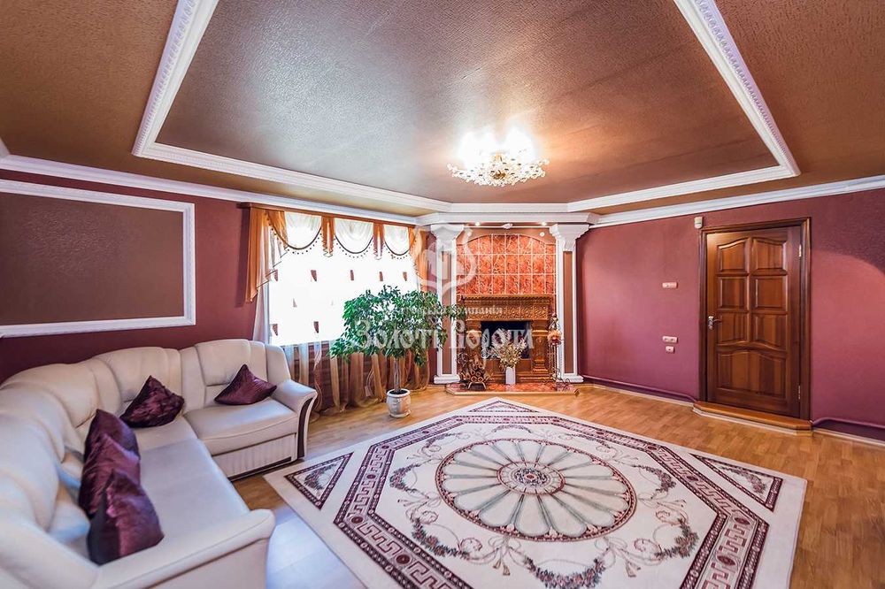 Низька ціна! Будинок з гаражем. 10 сот. Бориспіль, вул. Олеся Гончара