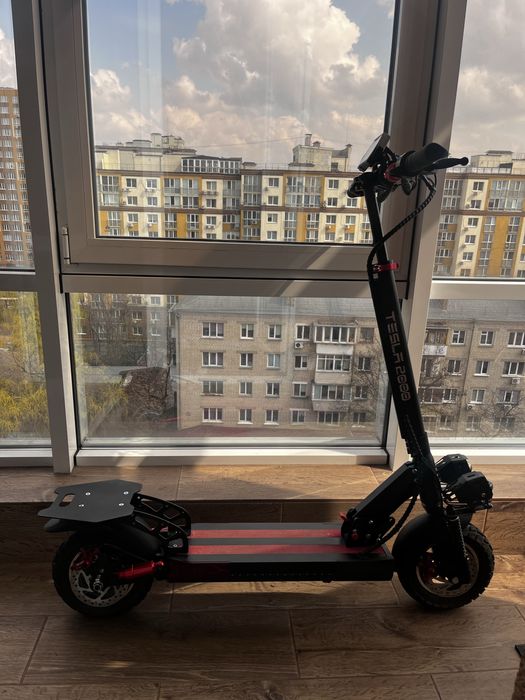 Електросамокат Tesla 2000