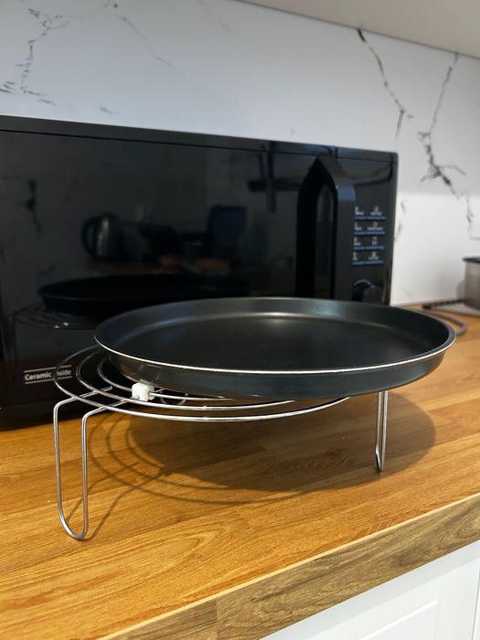 Kuchenka mikrofalowa Samsung MG23K3515CK Grill - idealny stan