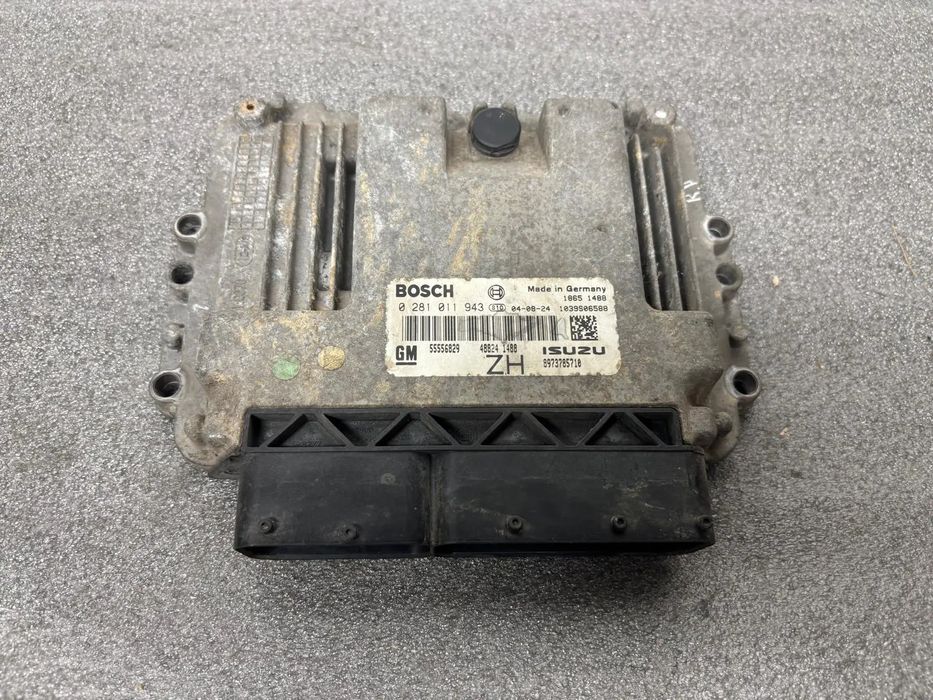 Centralina motor / ECU OPEL Astra H Caravan (L35)