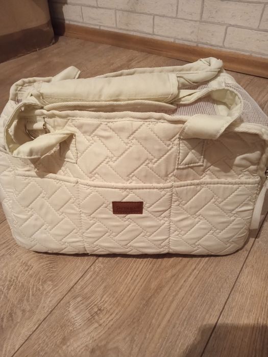 Sprzedam torbę do transportu pieska.