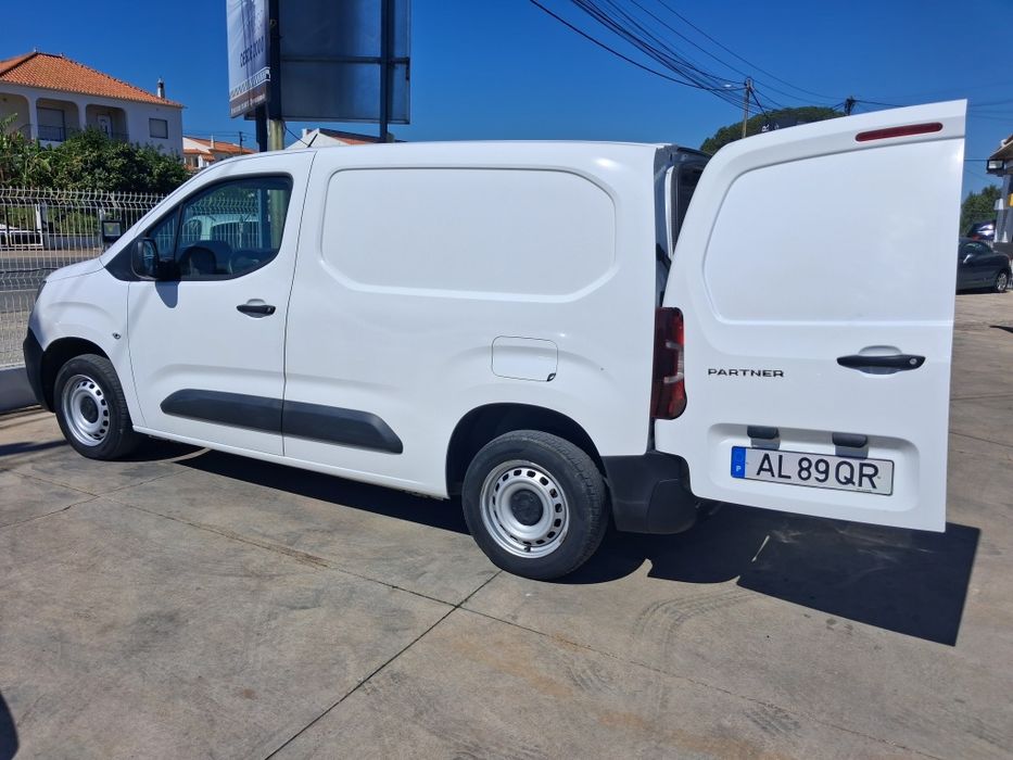 Peugeot Partner com IVA DEDUTÍVEL