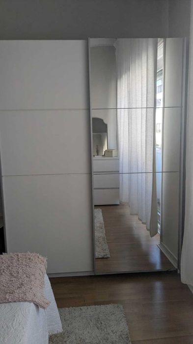 cómoda de 3 gavetas + mesinha de cabeceira de 2 gavetas brancos - móveis de quarto - Conforama