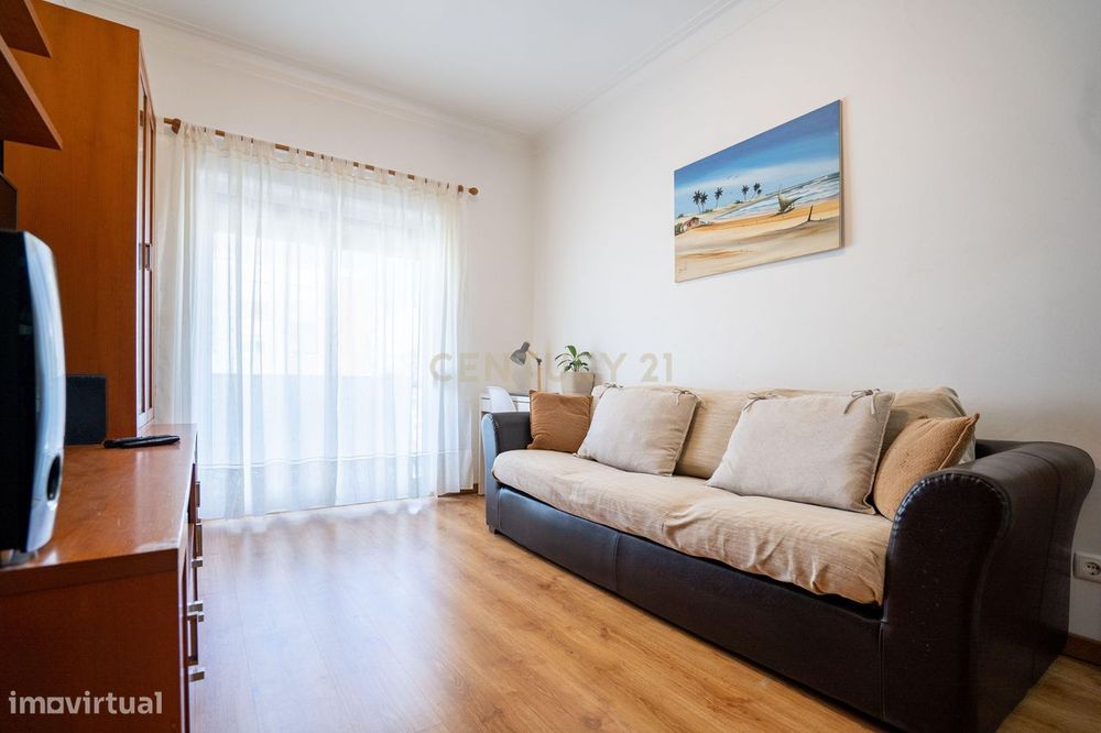 Apartamento T2 no Barreiro — Alto Do Seixalinho, Santo André E Verderena, Setúbal