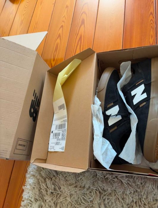 Tênis New Balance novos em folha para venda