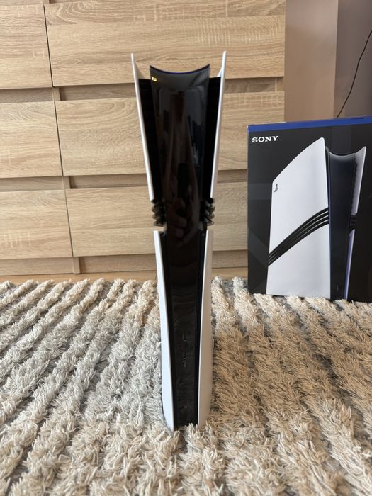 Sony Playstation 5 Pro (Ps5 Pro) 2 TB