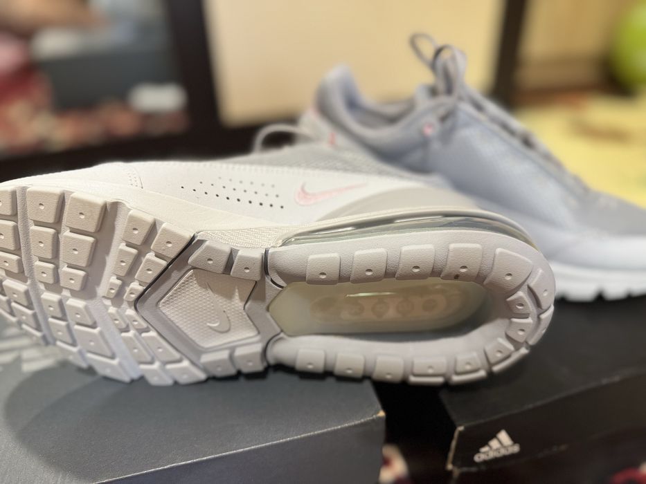 Nike Air Max 270