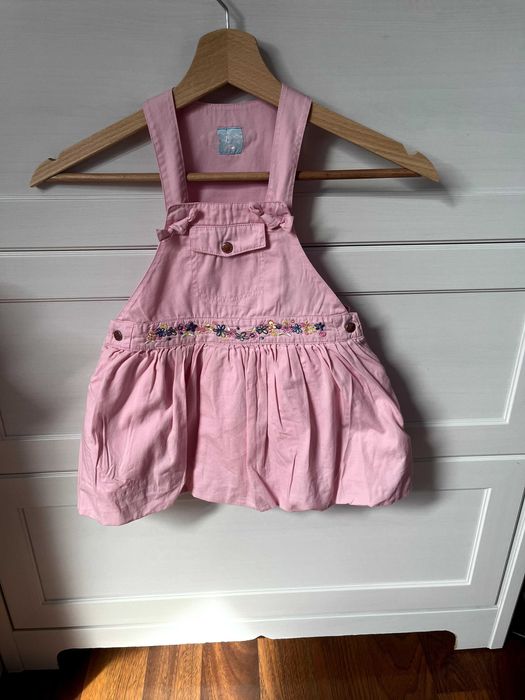 Spódniczka na szelkach