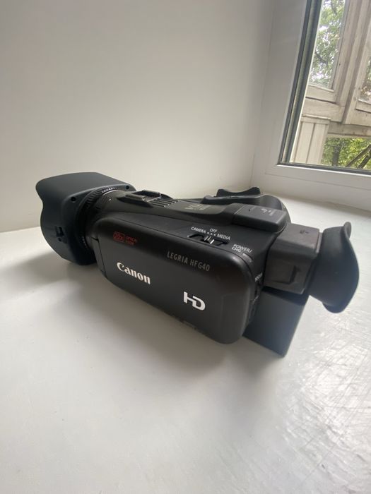 Відеокамера Canon Legria HF G40