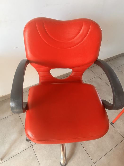 Fotel fryzjerski Ayala