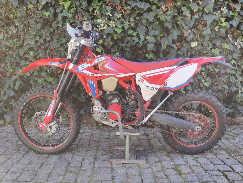 Beta 300 rr 2t vários extras