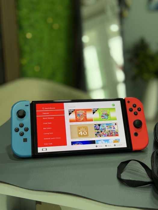 Ігрова приставка Nintendo Switch OLED, 64gb