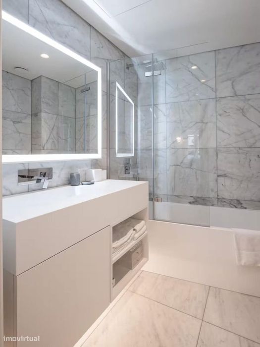 Apartamento T1 com estacionamento, Estrela, Lisboa