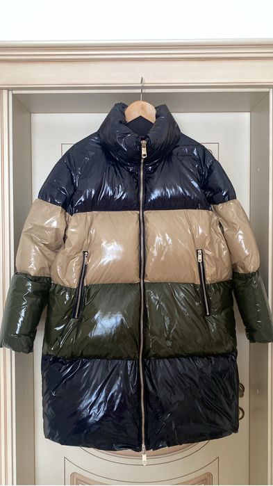 Пуховик зимовий  жіночий ,стан новий в ноявності три пуховика