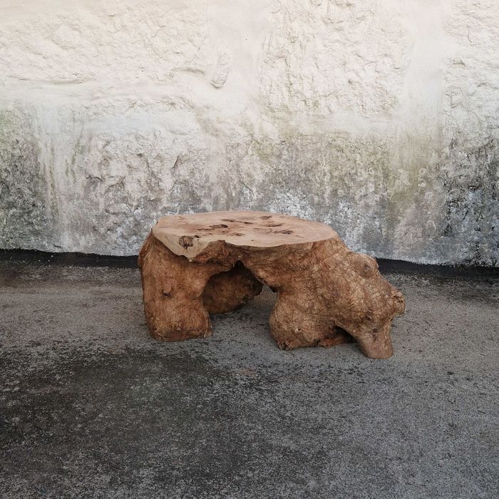 Mesa de centro natural, Pedaço de madeira, freixo maciço