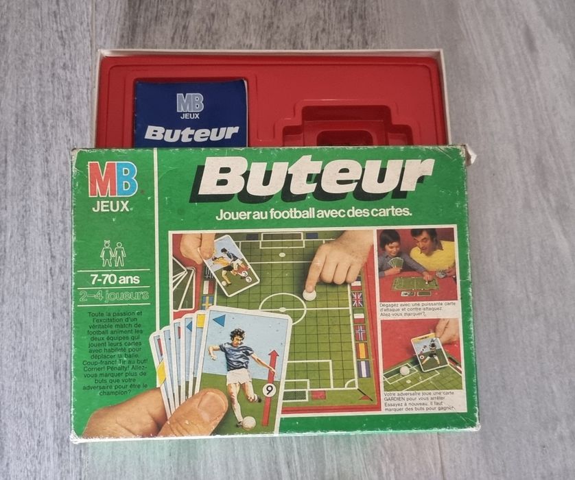 Jogo M.B. Buteur.