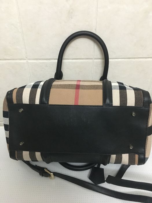 Новая Сумка женская Burberry