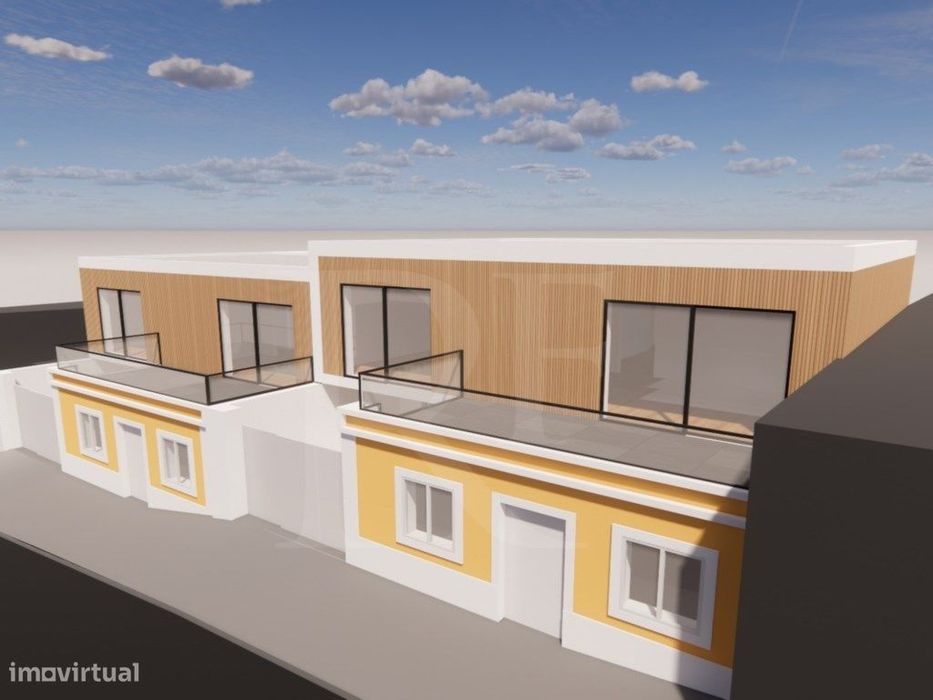 Moradia T3 com projeto aprovado e vista mar na Areia Branca