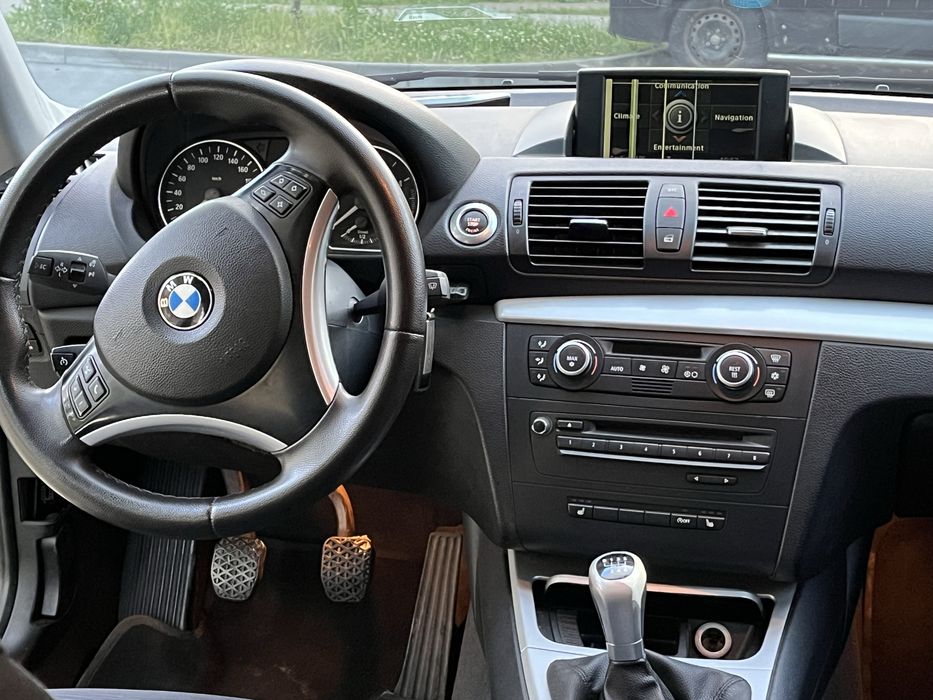 Продам BMW e87 118d