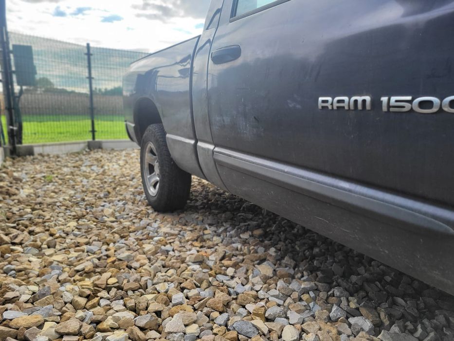 Dodge Ram 1500 regular cab