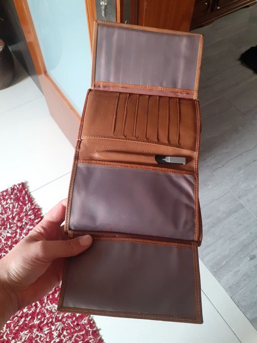 Vendo ou troco Carteira cavalinho