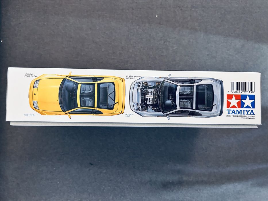 Samochód Nissan 300 ZX Turbo model do sklejenia Tamiya 24087