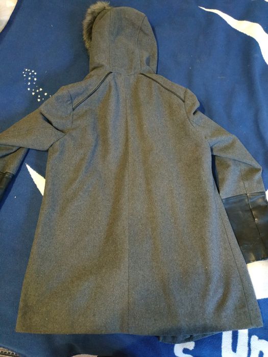 Пальто осіннє жіноче М з дефектами
